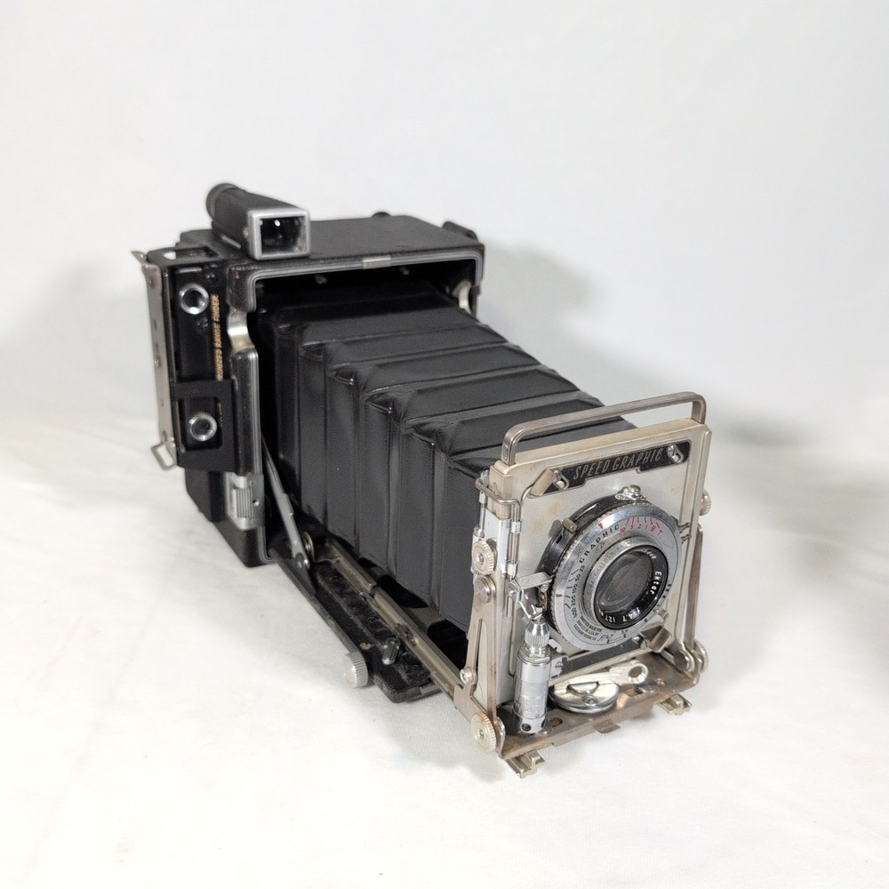 Graflex 4x5 Super  Graphic with 127mm Kodak Ektar f4.7 Lens